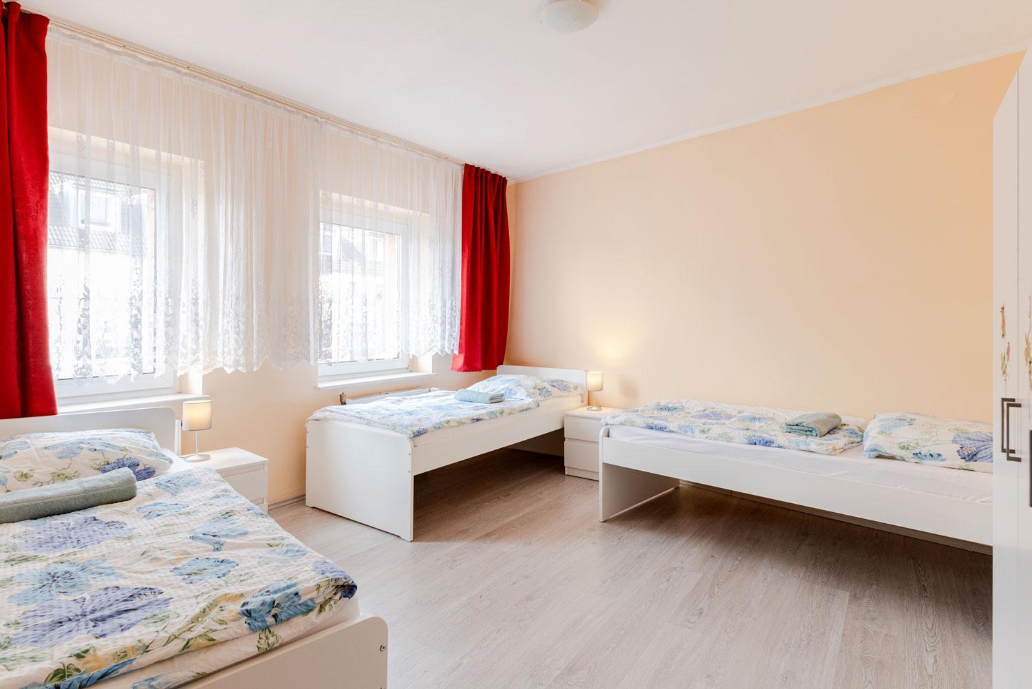 Cozy Apartments In Muelheim Koln Bagian luar foto