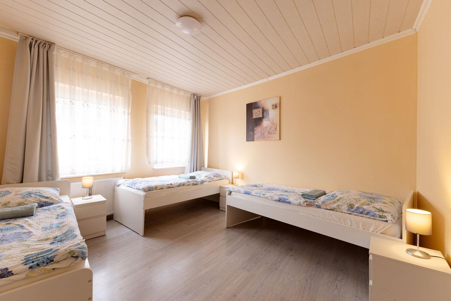 Cozy Apartments In Muelheim Koln Bagian luar foto